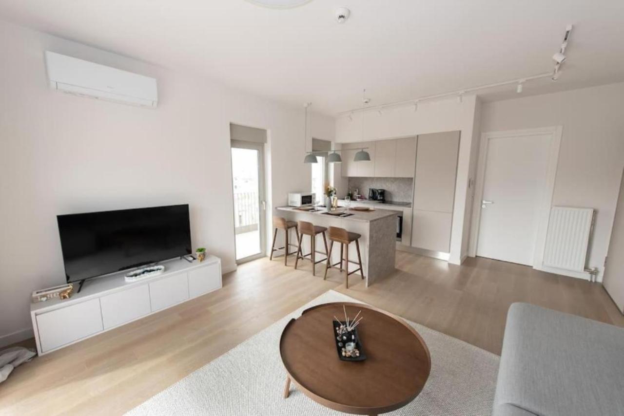 Brand-New Flat With A City View Athens Exterior photo